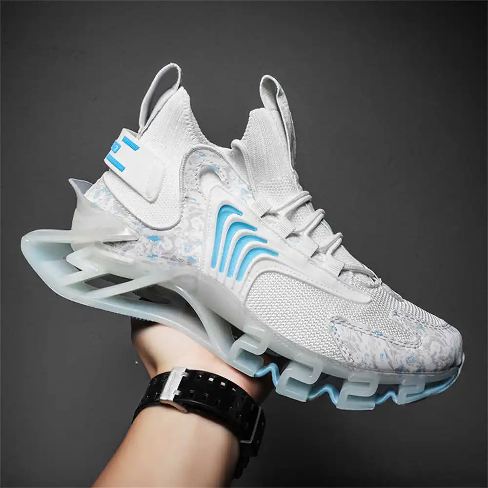 الأزرق الانزلاق على أحذية طويل - مراجعة Outdoor Sport Name وسعره