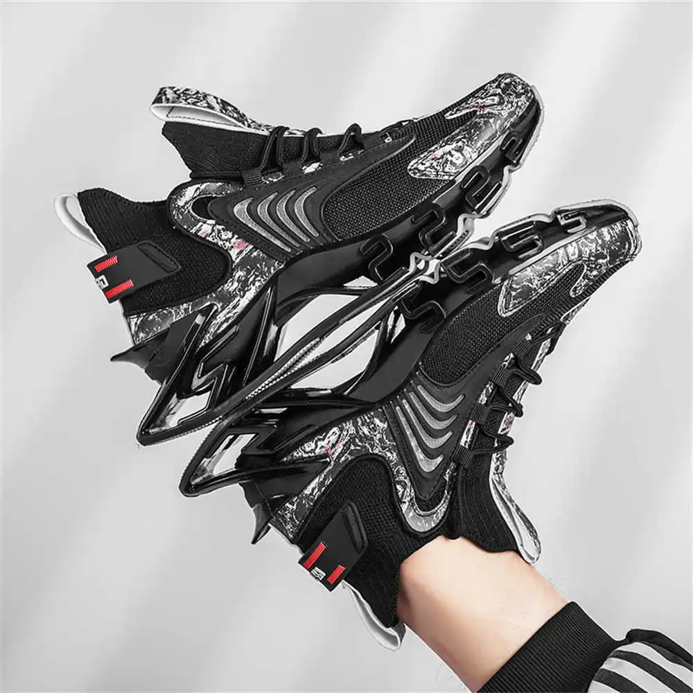 الأزرق الانزلاق على أحذية طويل - مراجعة Outdoor Sport Name وسعره